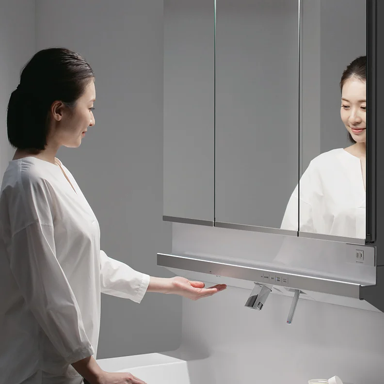 タッチレスワイドLED照明